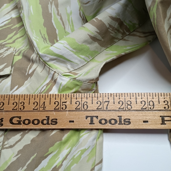 Jacket - Picture 13 of 13